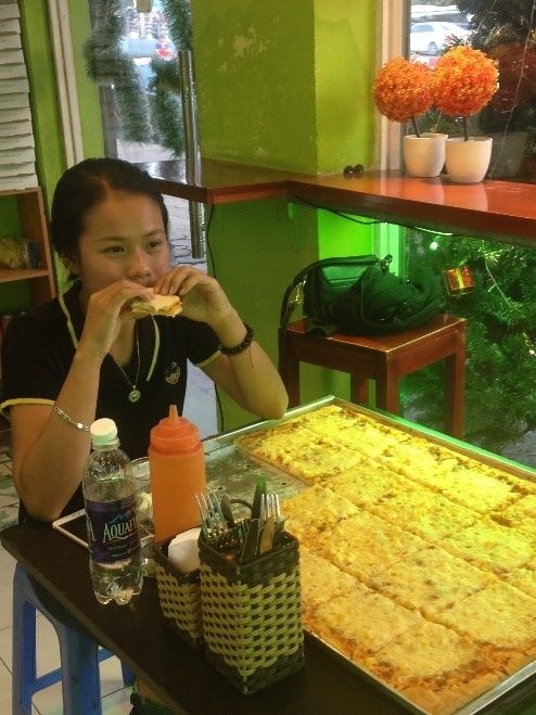 ăn bánh pizza khổng lồ nhận 5 triệu đồng ảnh 1 an banh pizza khong lo nhan 5 trieu dong anh 1