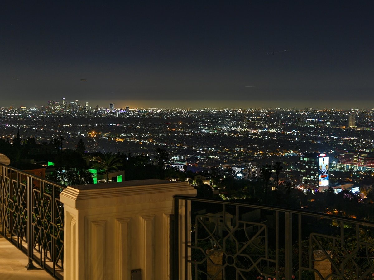 Siêu biệt thự 65 triệu USD bên sườn đồi Beverly Hill ảnh 13 Sieu biet thu 65 trieu USD ben suon doi Beverly Hill anh 13