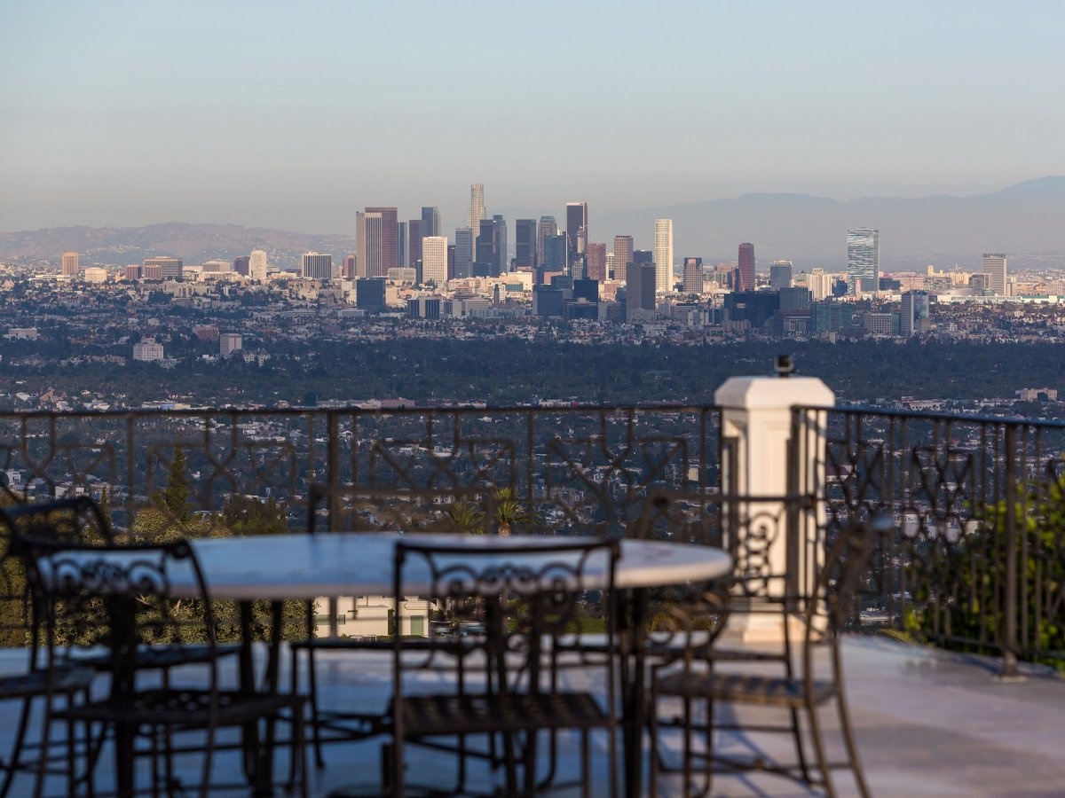 Siêu biệt thự 65 triệu USD bên sườn đồi Beverly Hill ảnh 3 Sieu biet thu 65 trieu USD ben suon doi Beverly Hill anh 3