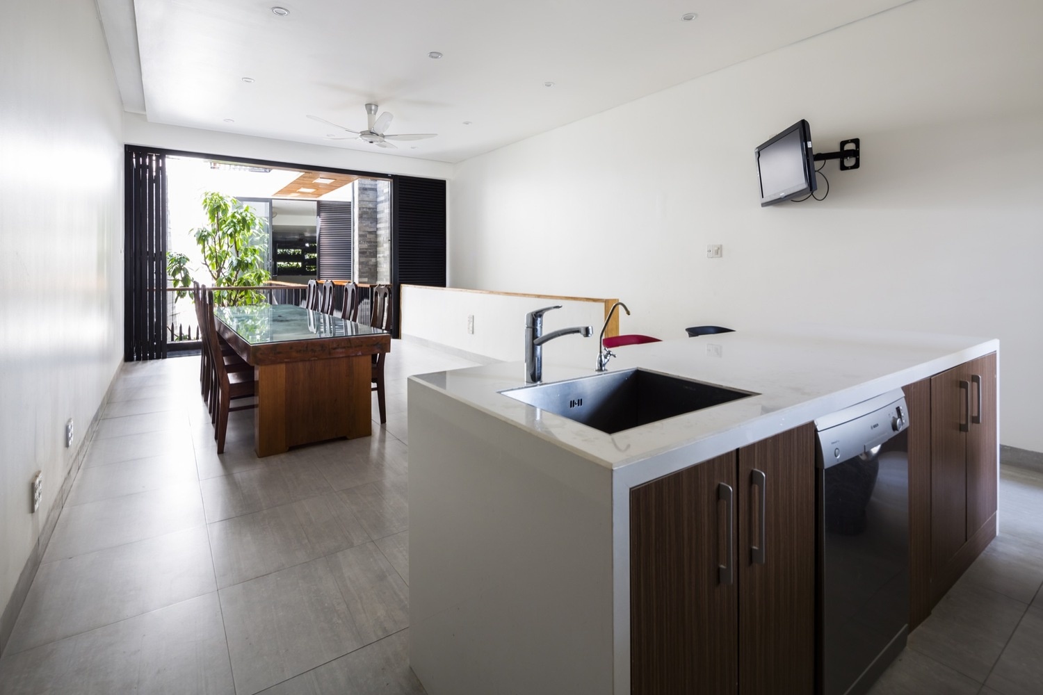 nha dep nhieu cay xanh o da nang anh 8