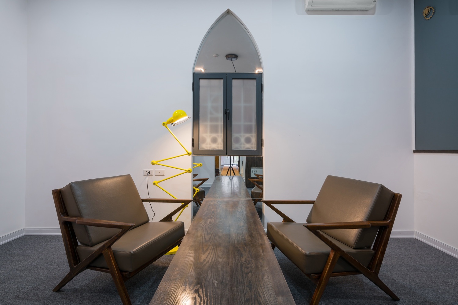 showroom dong ho ha noi thiet ke doc dao anh 10