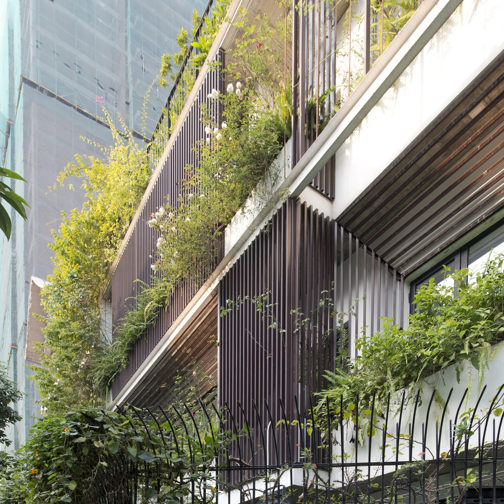 Can nha 128 m2 xay dung bang vat lieu 'thoi gian' o Ha Noi hinh anh