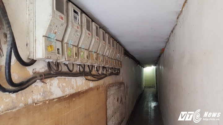 Nha pho co Ha Noi gia 5 trieu dong/m2, ban khong ai mua hinh anh