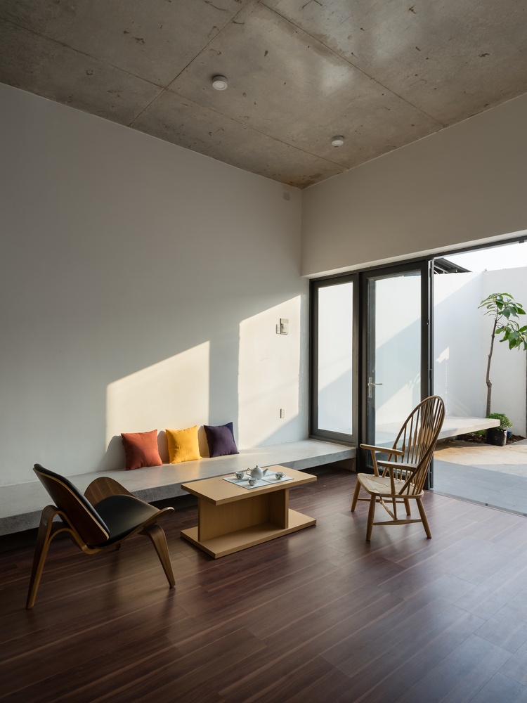 can nha san vuon thoang mat giua sai gon anh 4