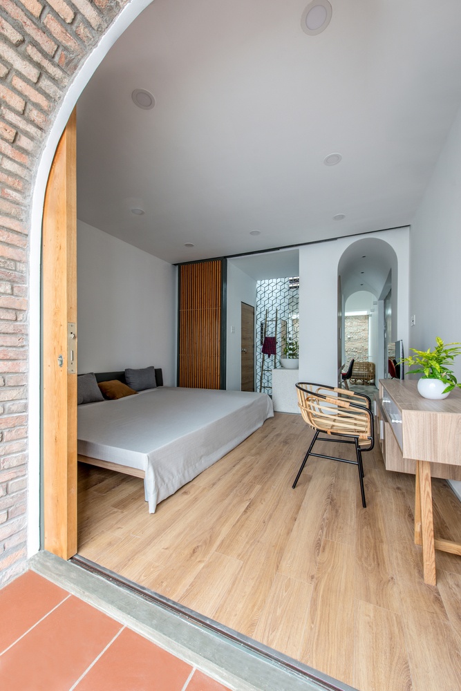 can nha ong cai tao voi san sau trong nha anh 15