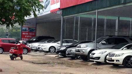 Oto cu e tham, ban lo chang ai mua: Buon to, lo nang hinh anh