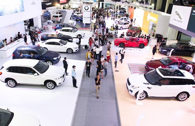 2018, oto kho giam manh: Nhung dau hieu khach mua can biet hinh anh