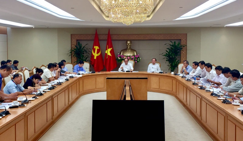 Thu tuong phe binh 13 bo nganh, dia phuong giai ngan cham hinh anh