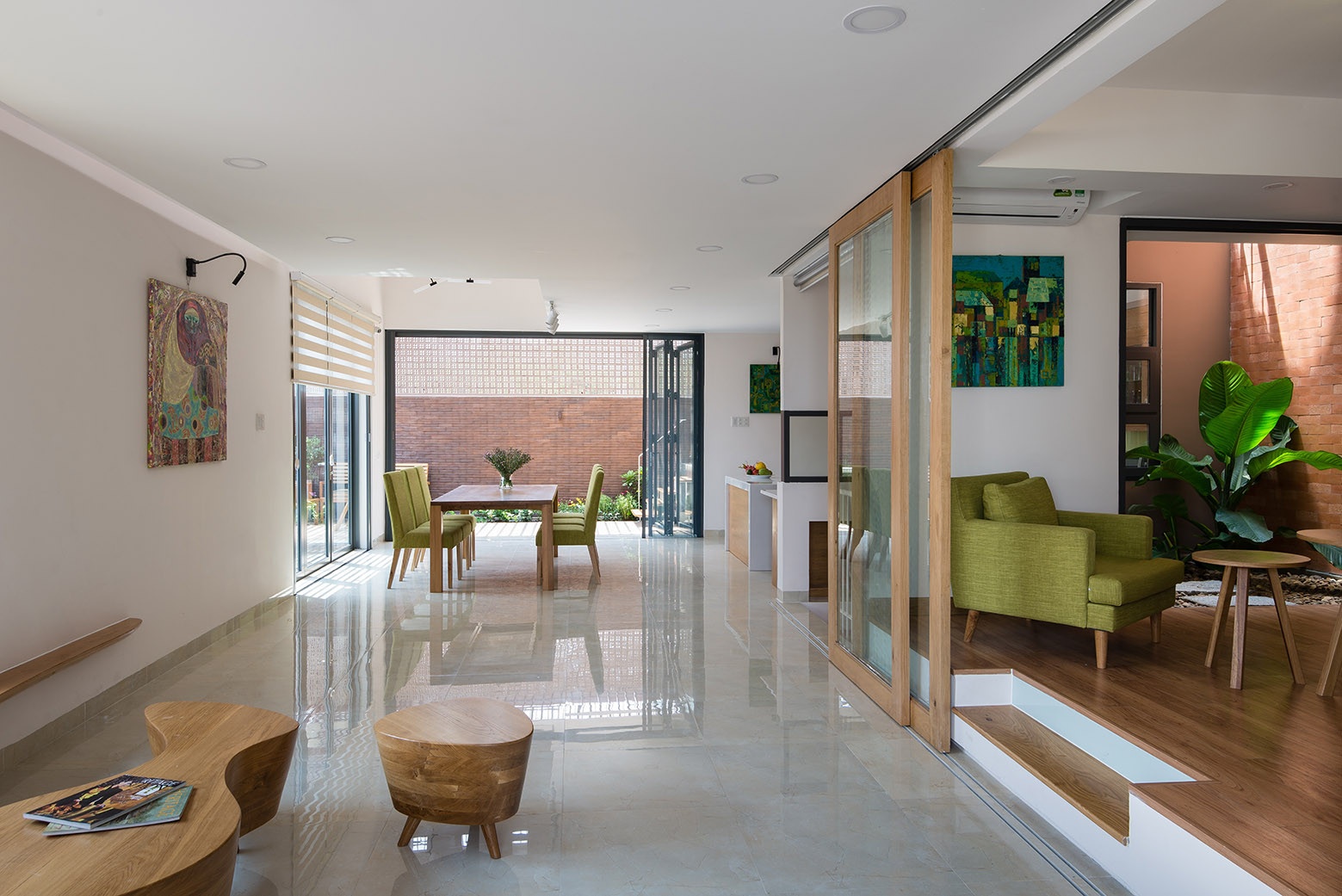 Can nha thiet ke dang trai tim o Sai Gon hinh anh