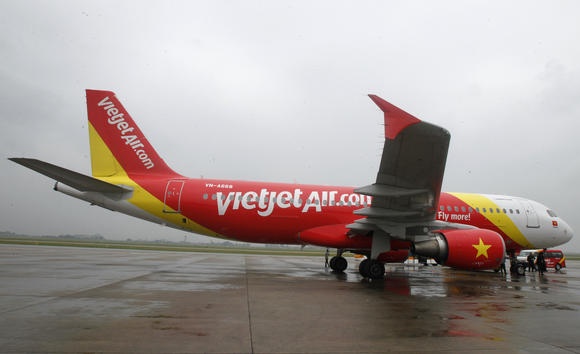 Bloomberg: Vietjet muon mua Boeing 787 de mo duong bay di My hinh anh
