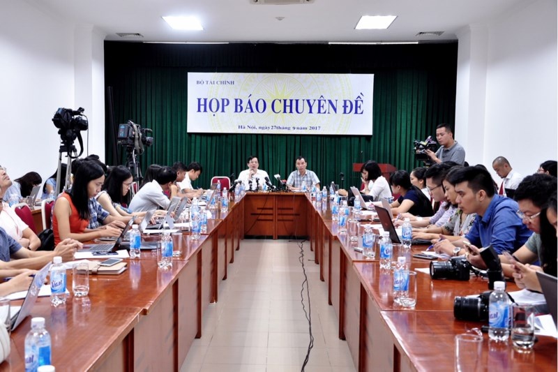 Bo Tai chinh noi gi ve dinh gia hang phim 0 dong? anh 2