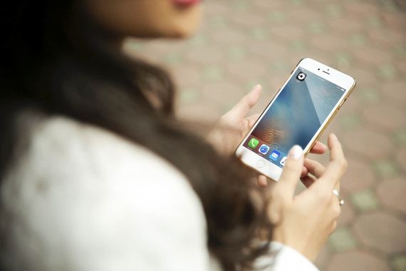 Ung dung Uber co the dang ghi lai thao tac nguoi dung tren dien thoai hinh anh