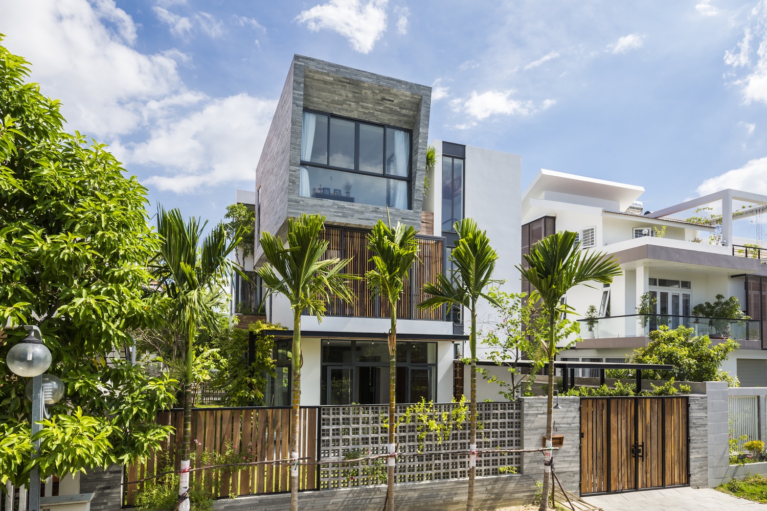 Biet thu 240 m2 dep la giua Nha Trang hinh anh
