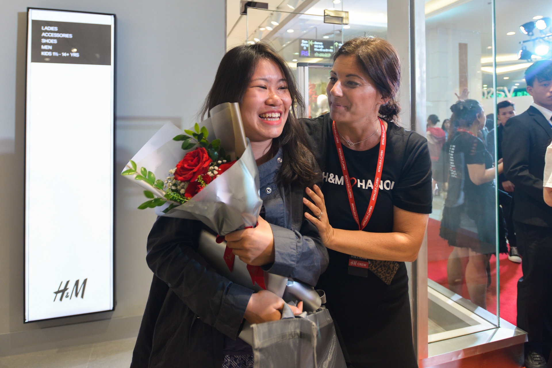 H&M chuan bi mo cua hang thu 2 tai Sai Gon hinh anh