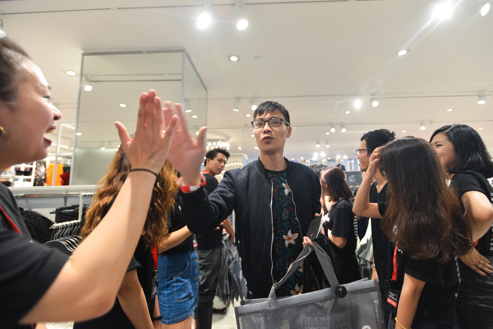 cua hang h&m tai ha noi anh 14