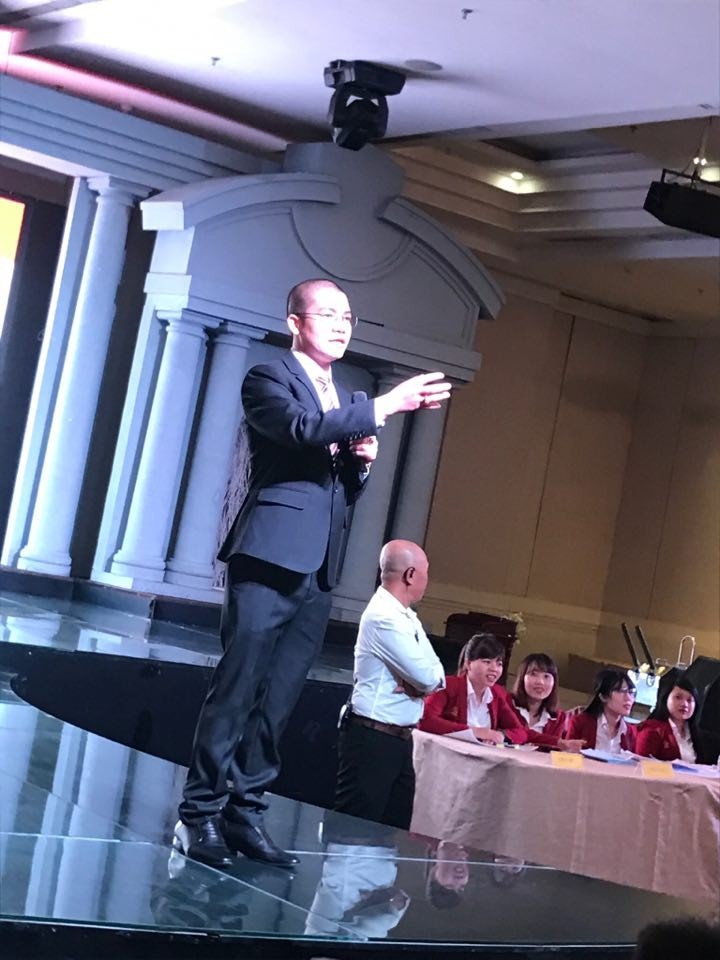 Khách hàng "tố" Alibaba tại lễ mở bán dự án ảnh 1 Khach hang "to" Alibaba tai le mo ban du an anh 1