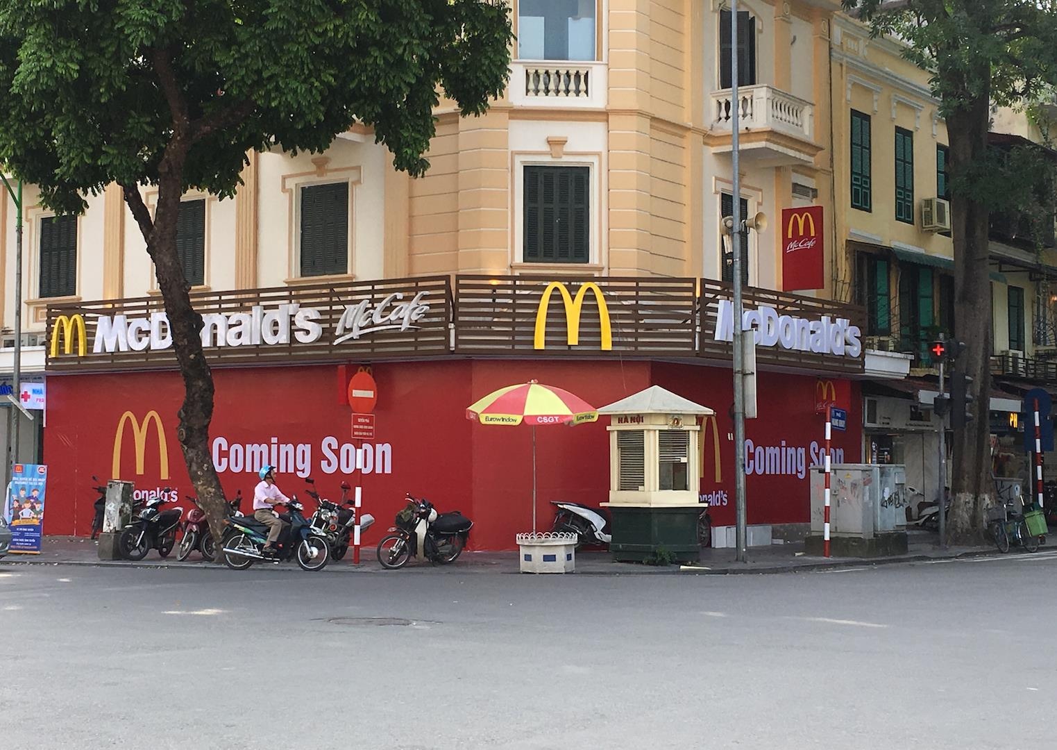 Kinh doanh tai Viet Nam, 7-Eleven, Zara, H&M, McDonald 'ngai' ra Bac? hinh anh