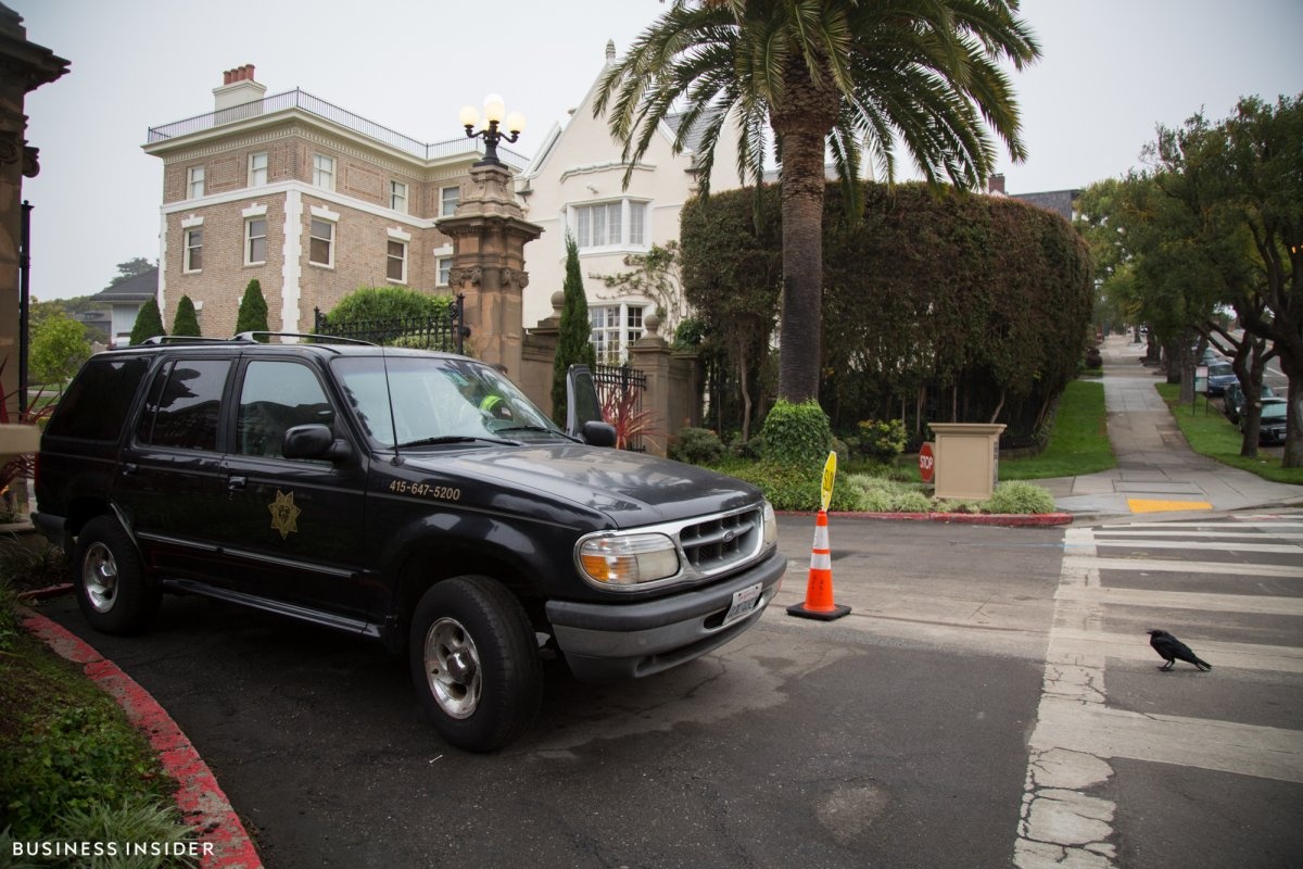 khu pho nha giau bi ban gia 90000 USD anh 4