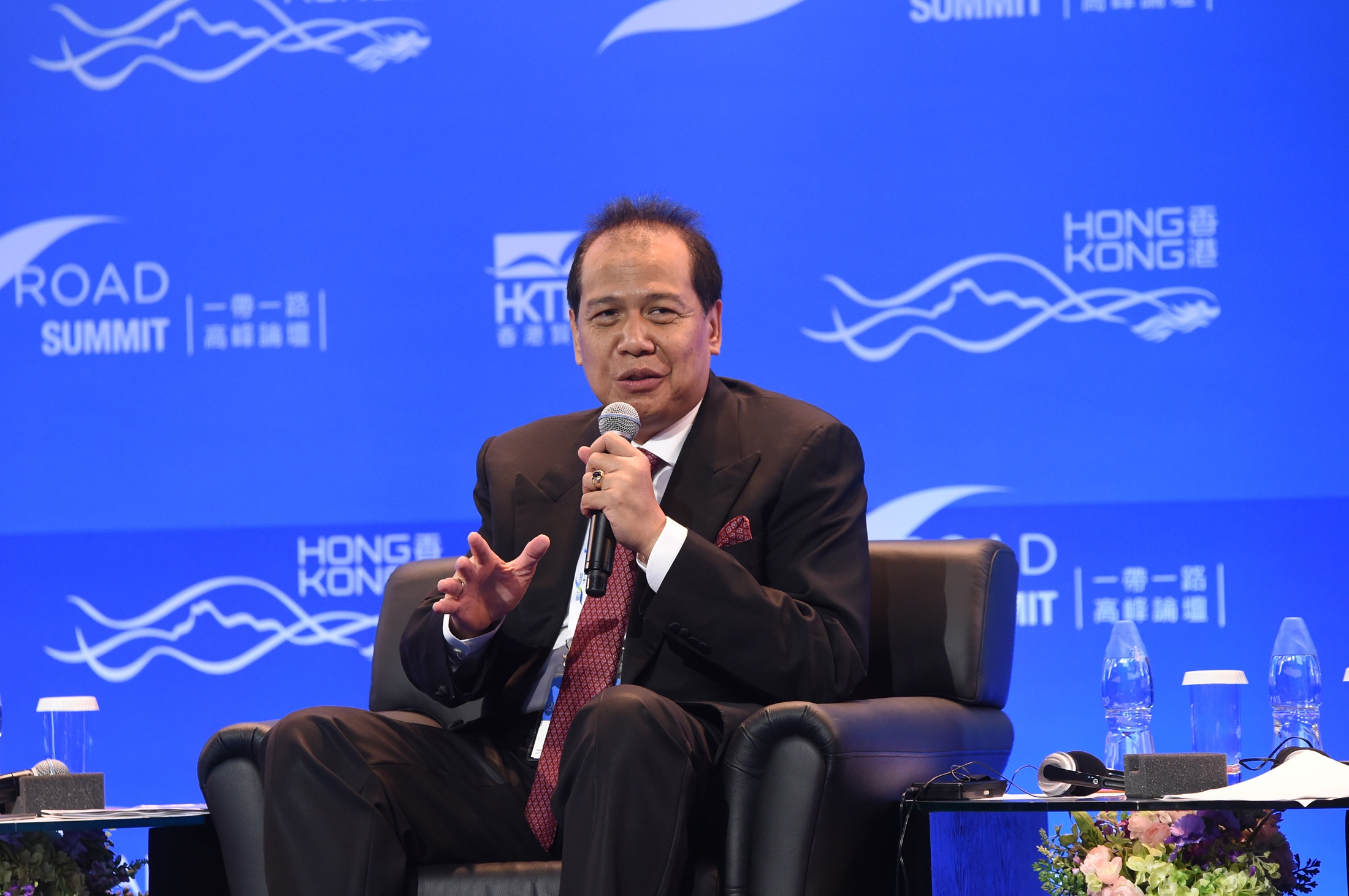 ai la nguoi giau nhat indonesia anh 4