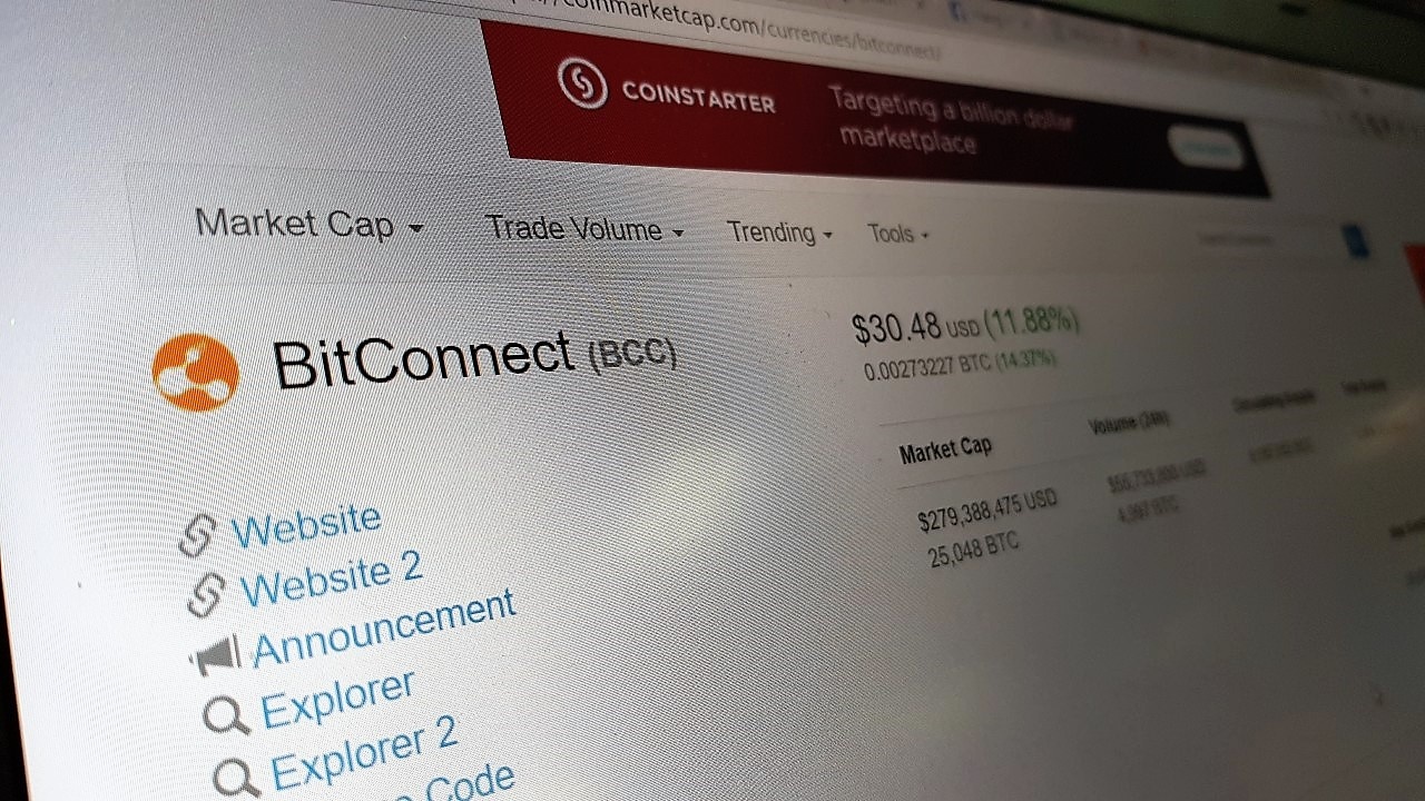 Nhanh tay kiem tien giua tam bao tien ao mat gia, sap san Bitconnect hinh anh