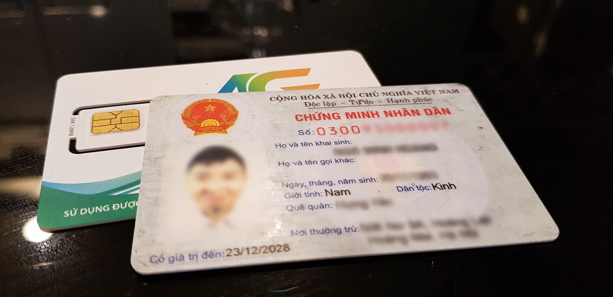 Phai nop anh chan dung, khach phat hien minh dung ten SIM rac hinh anh