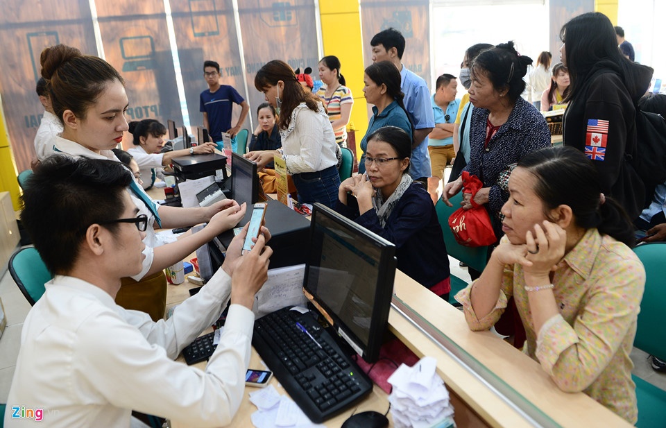 VinaPhone, MobiFone lui thoi han bo sung thong tin, Viettel giu nguyen hinh anh