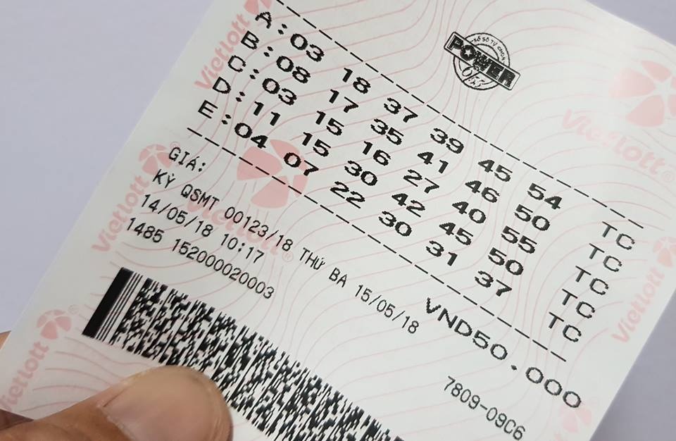 Vietlott dang tim chu nhan giai doc dac 304 ty sau 10 ngay quay so hinh anh