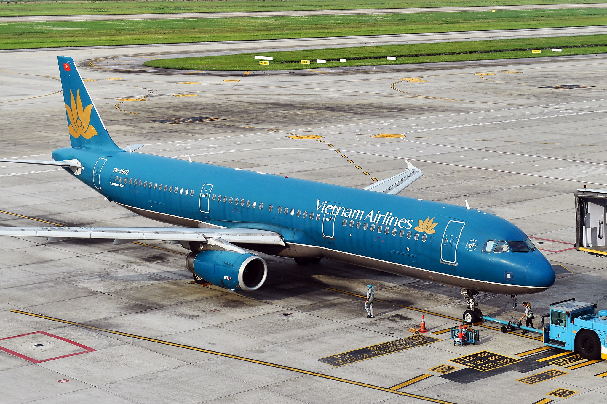 Mo chuyen bay thang Ha Noi - Jakarta de fan co vu Olympic Viet Nam hinh anh