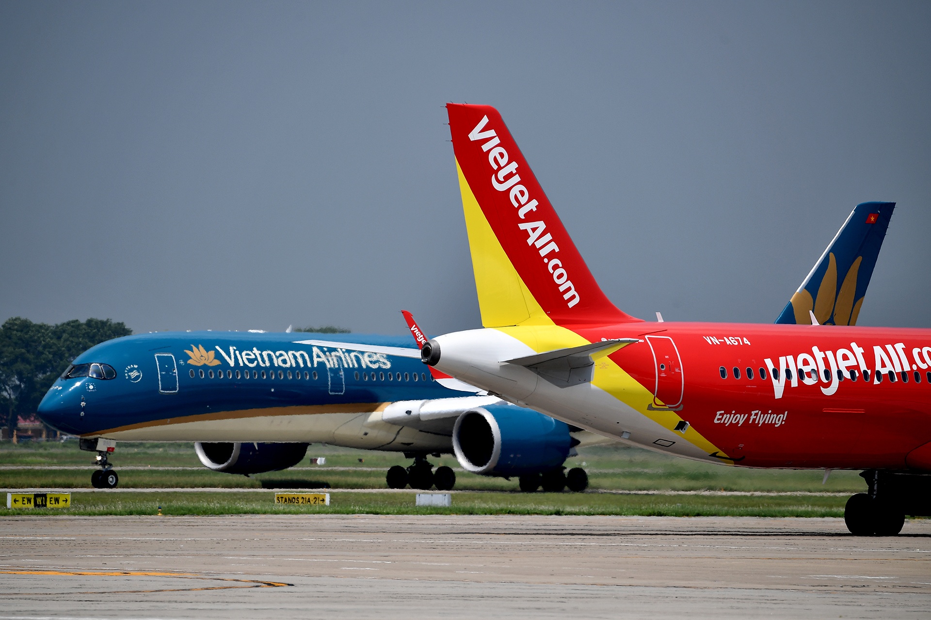 Loi nhuan quy III cua Vietjet tang 59%, Vietnam Airlines giam 65% hinh anh