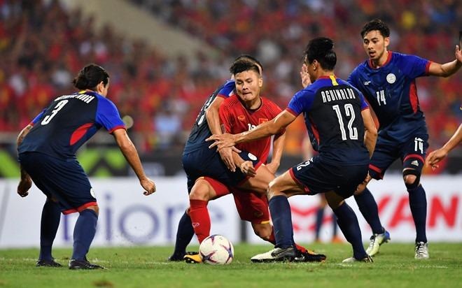 Ve tran Viet Nam vs Malaysia duoc rao dat gap 10 tren cho den hinh anh