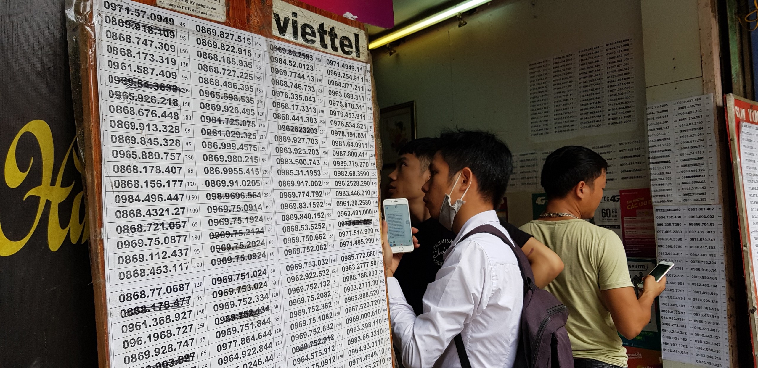 Nganh vien thong thu 390.000 ty nam 2018, Viettel chiem 60% hinh anh