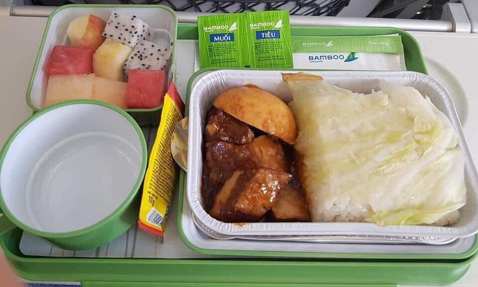 Hinh anh chuyen bay cua Bamboo Airways xuat hien tren mang xa hoi hinh anh
