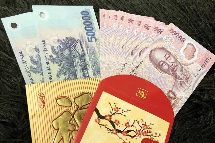 Co nen dua bo me giu ho tien mung tuoi? hinh anh