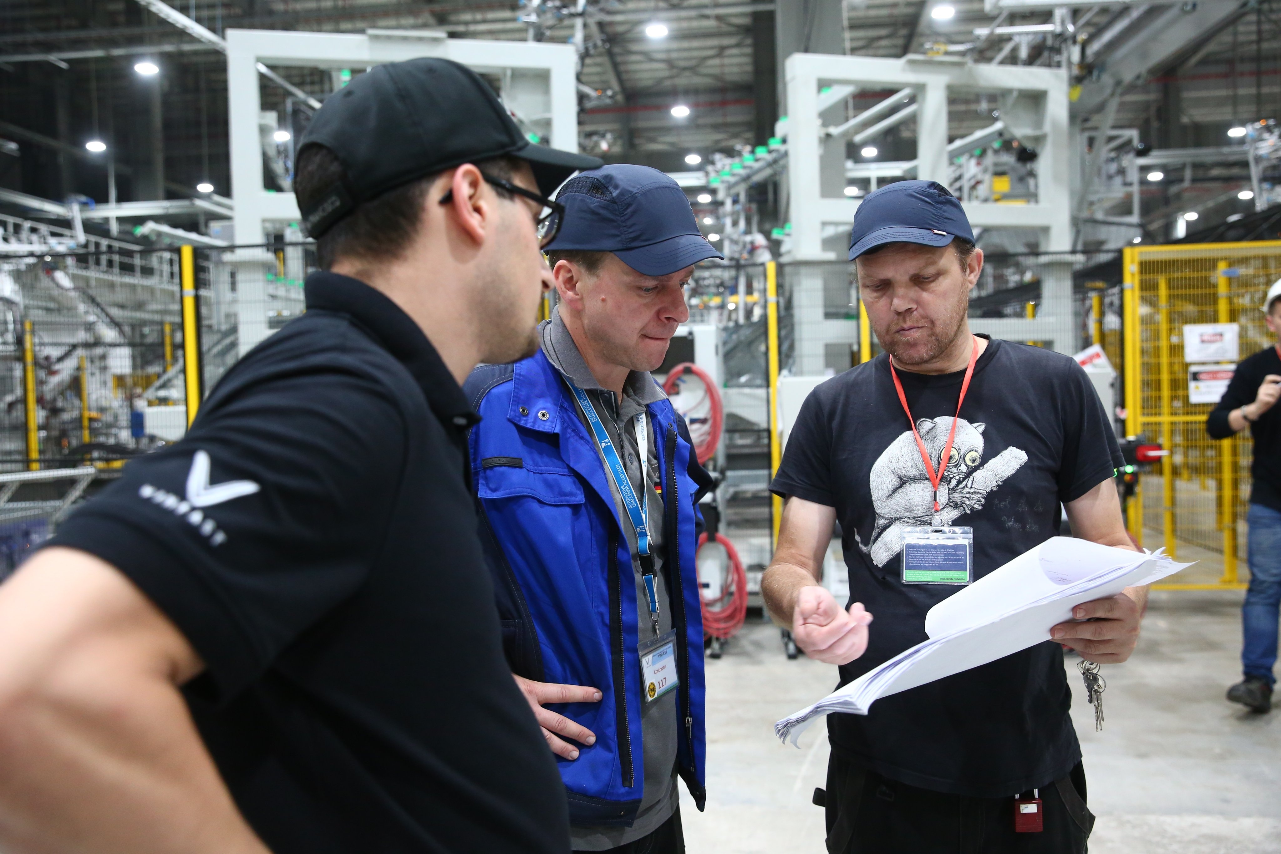 Doan trieu tien tham vinfast anh 5