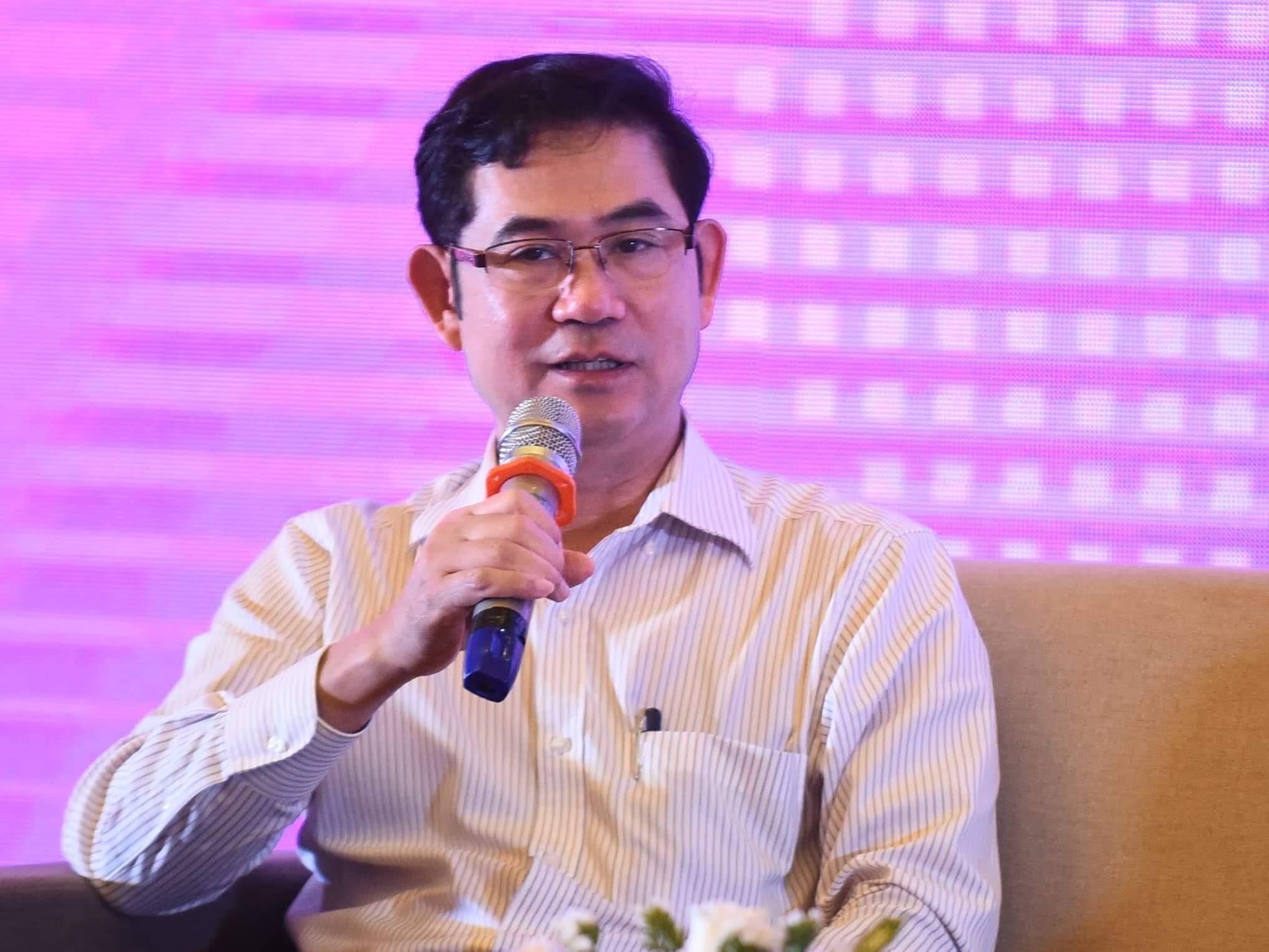 Tân sơn nhất quá tải ảnh 2 Tan son nhat qua tai anh 2