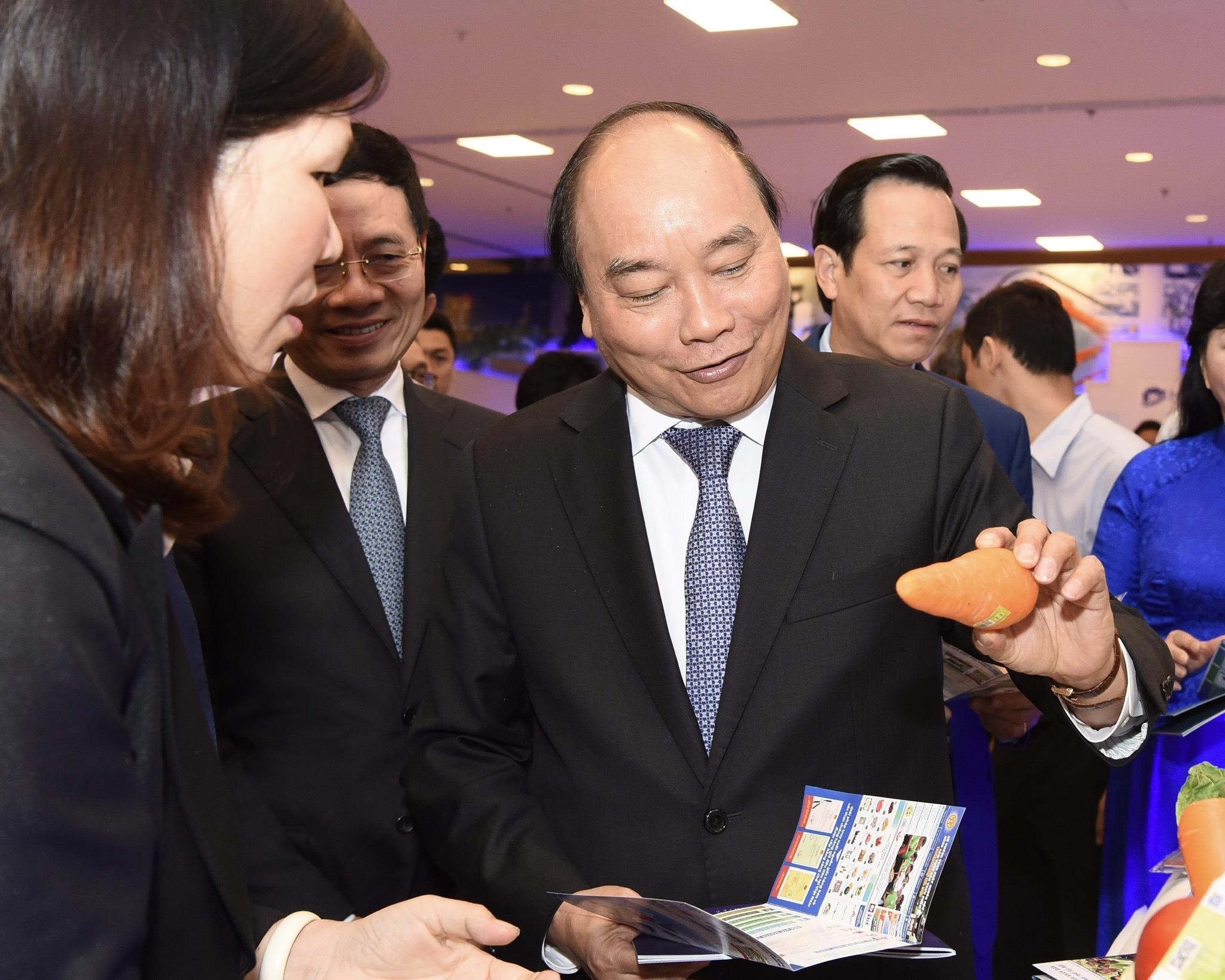 thu tuong trai nghiem san pham make in vietnam anh 2