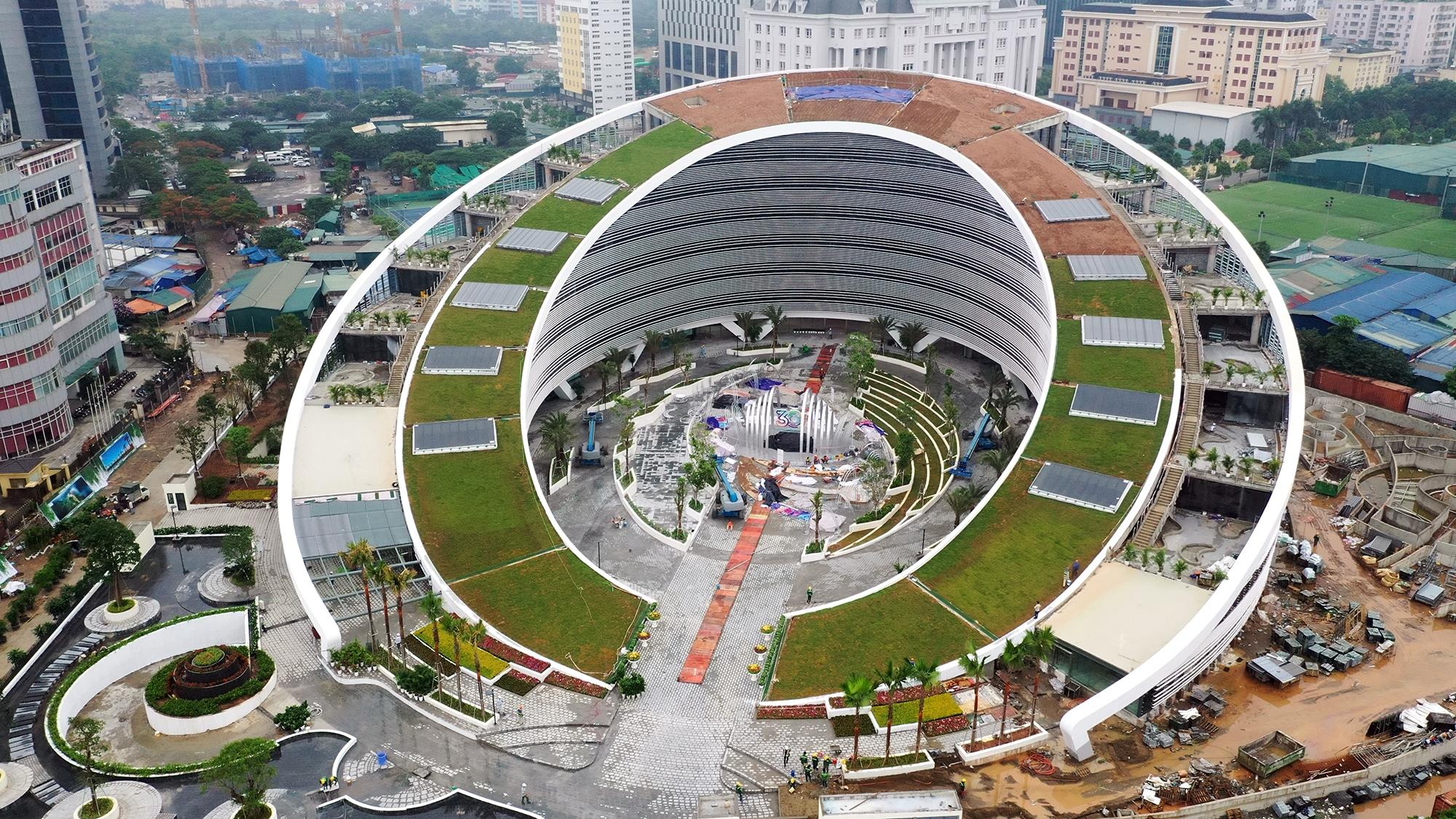 Tru so moi doc dao cua Viettel nhin tu tren cao hinh anh