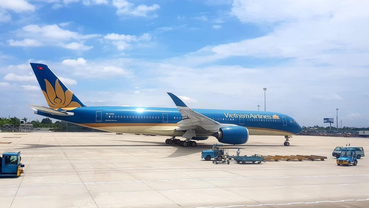 Vietnam Airlines sap cung cap Wi-Fi tren may bay va thu 8-10 USD/khach hinh anh