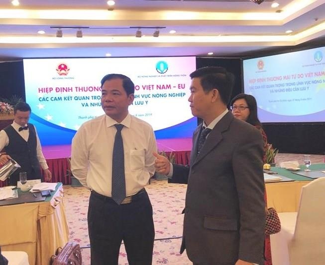 Bo truong lo thit heo gia 26.000 dong/kg tran vao VN hinh anh