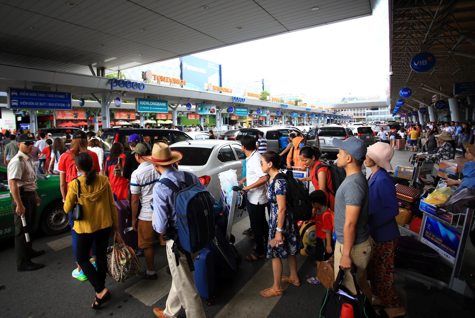 Bo GTVT de xuat mua lai toan bo ACV hinh anh