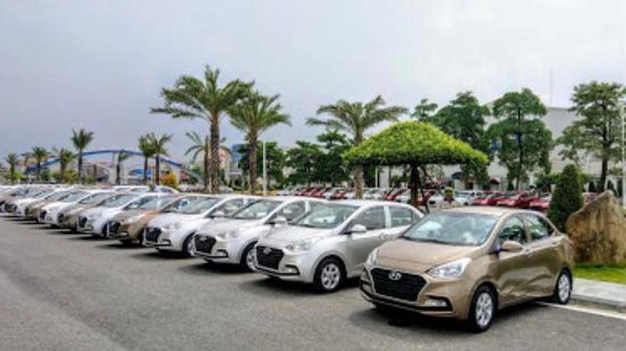 Thong bao cat dien sai, giam doc dien luc Ninh Binh bi dinh chi hinh anh