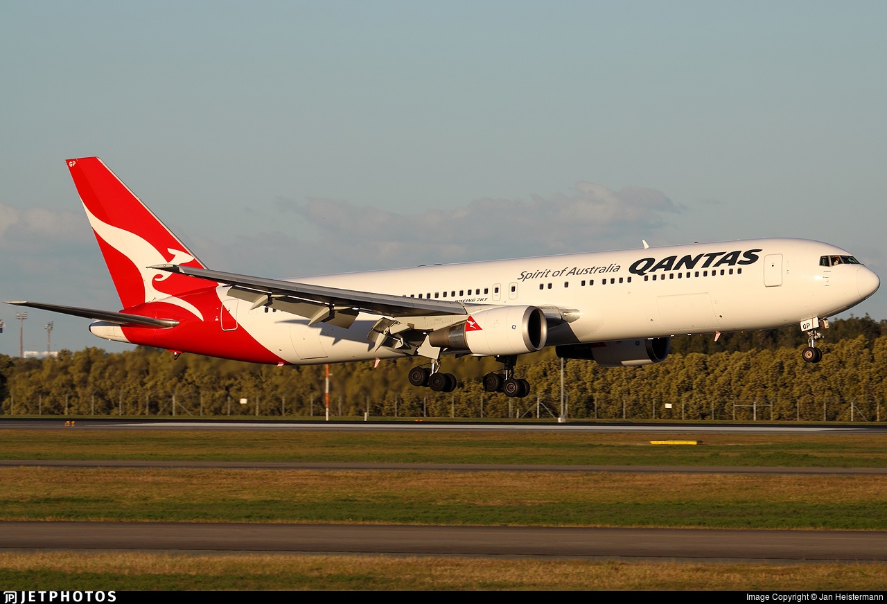 Vietnam airlines may mắn tránh tai nạn thảm khốc ảnh 2 Vietnam airlines may man tranh tai nan tham khoc anh 2