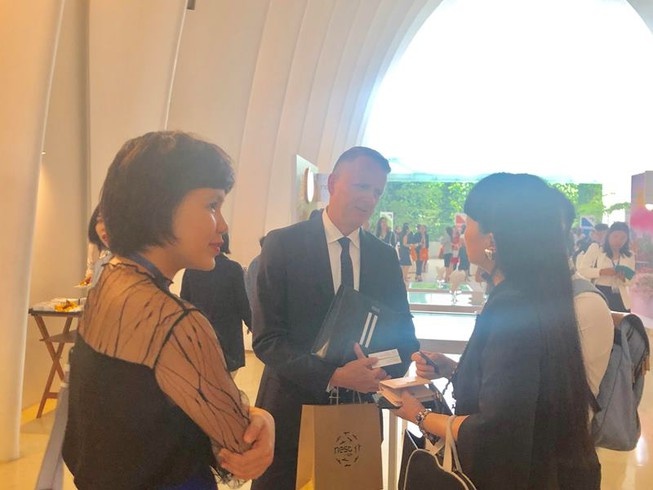 Cong ty ngoai do bo 'do mat' tim giam doc nha may hinh anh