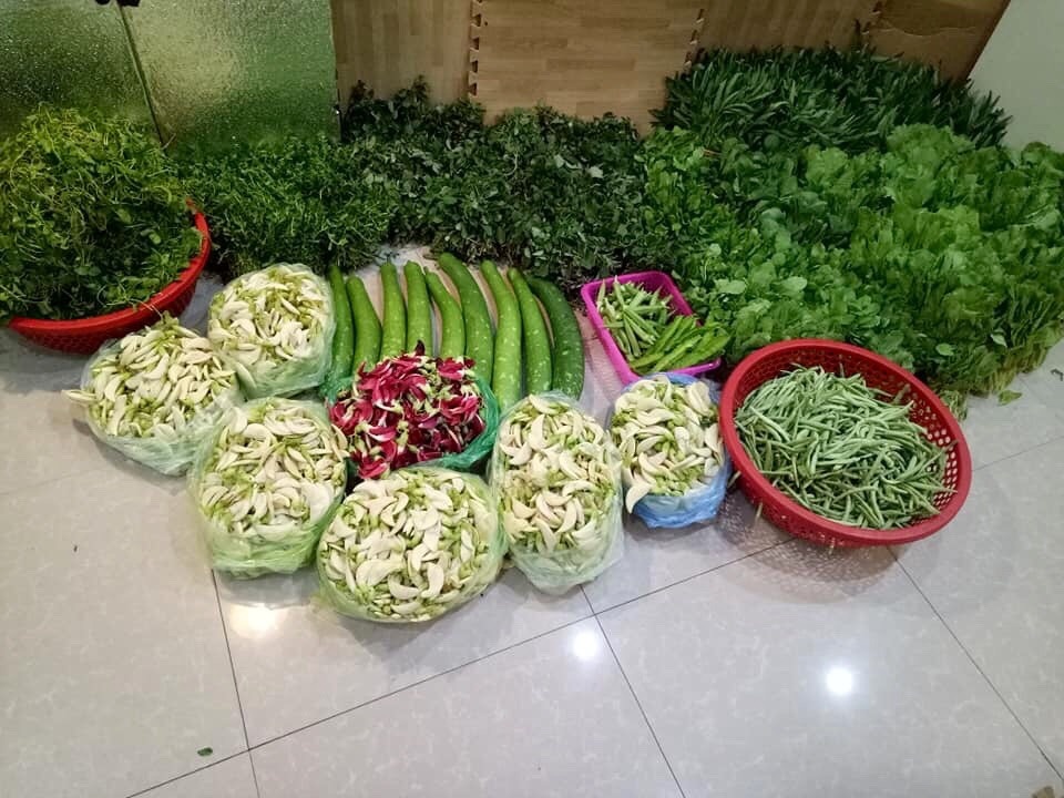 mua ban rau thit que anh 2