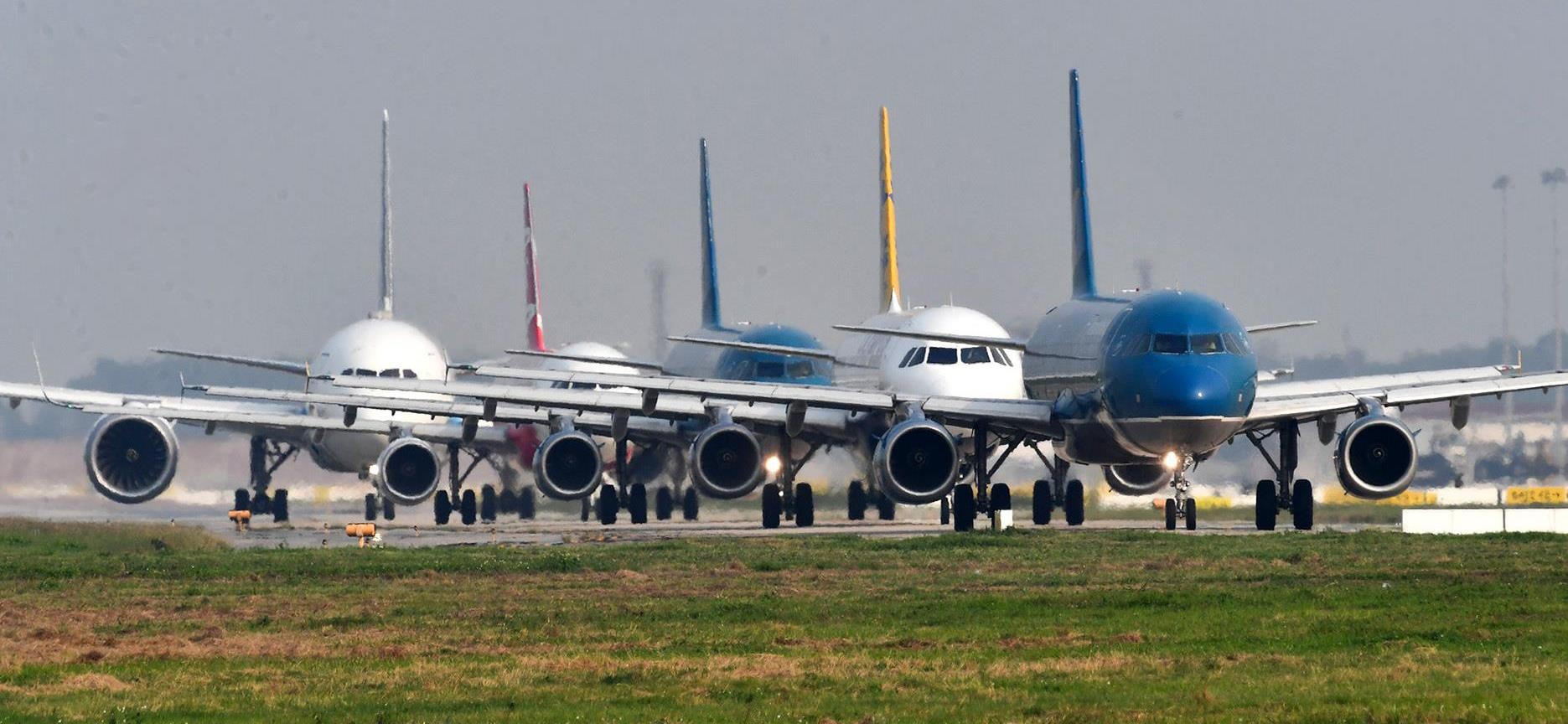 Bay TP.HCM - Ha Noi dai them 5 phut moi chang vi san bay qua tai hinh anh