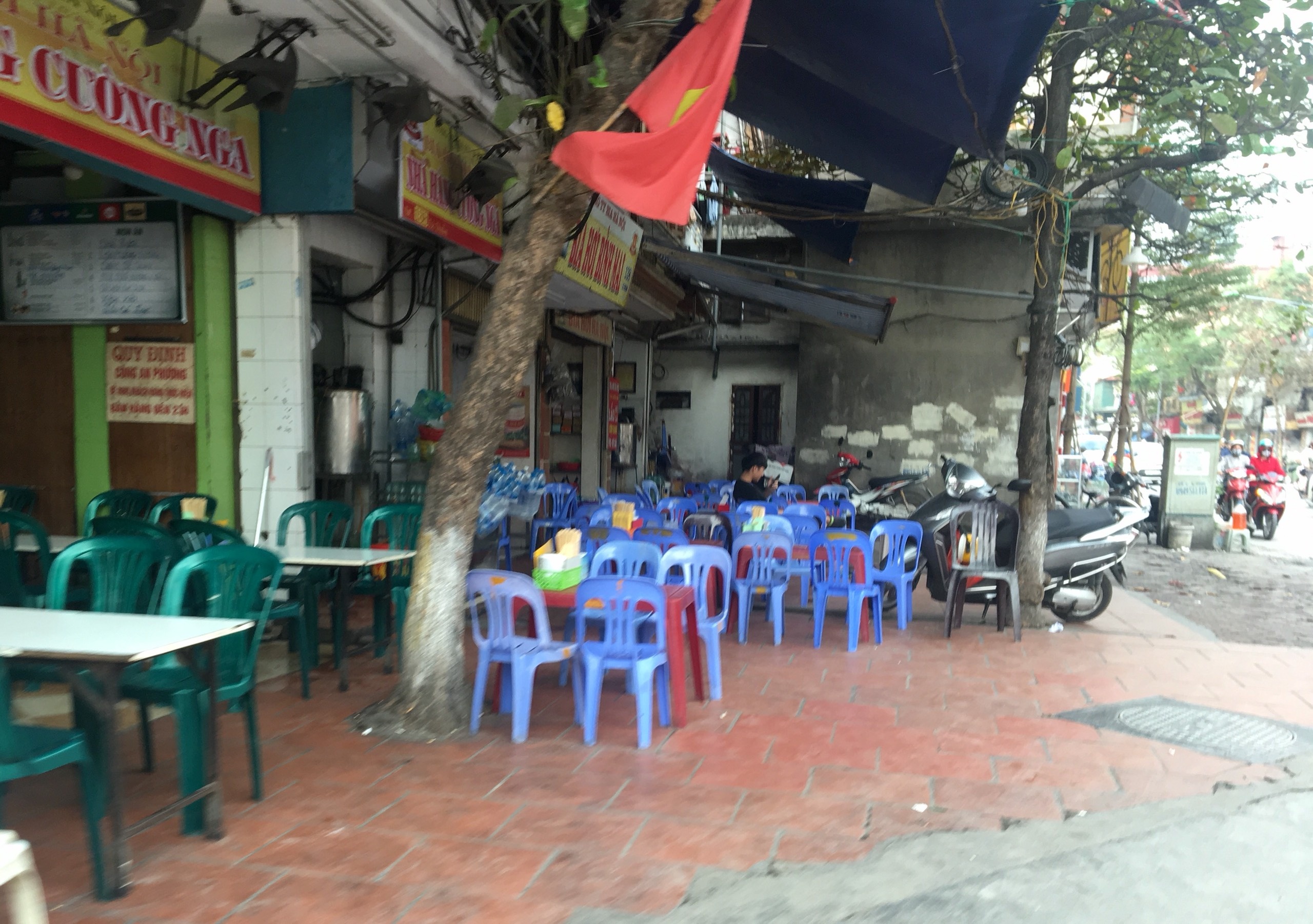 Quan nhau e am sau quy dinh siet nong do con hinh anh