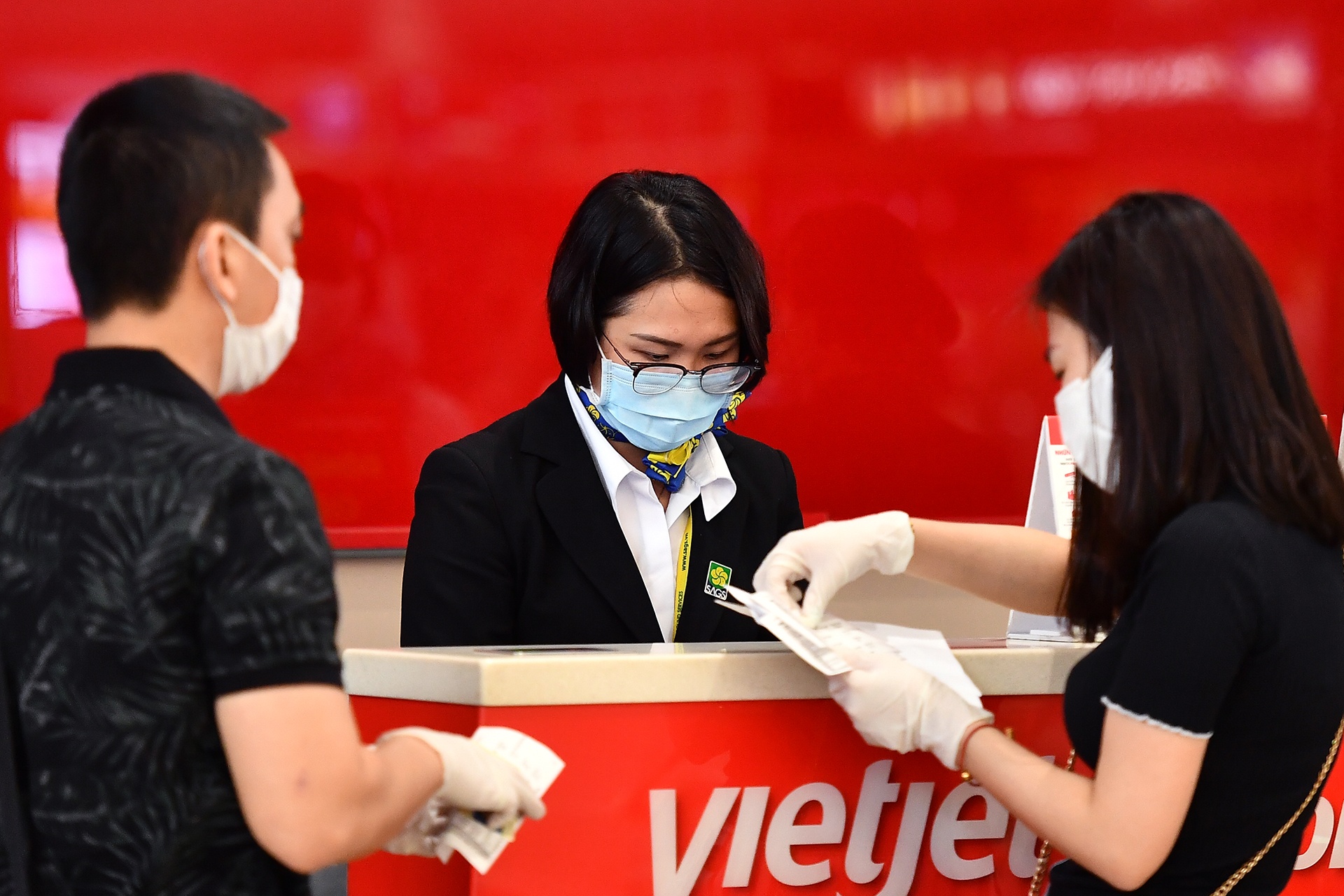 De tang thu, cac hang hang khong Viet ban 've thang' hinh anh