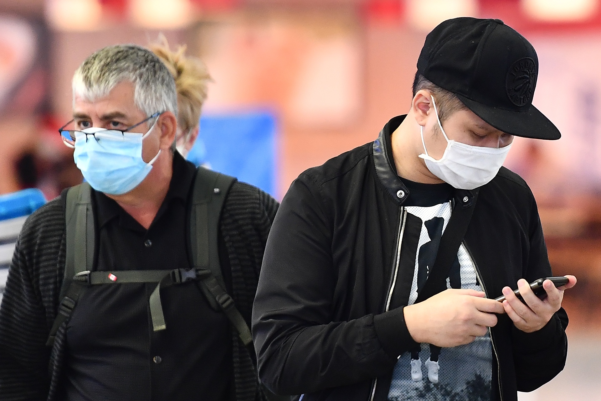 Gan 29 ty dong ung ho chong Covid-19 tu tin nhan sau hon 1 ngay hinh anh