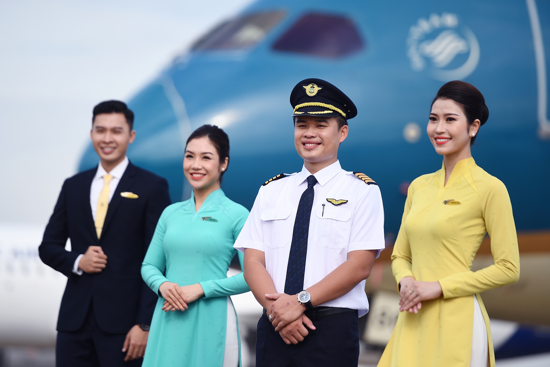 vietnam airlines de xuat ap gia san ve may bay anh 1
