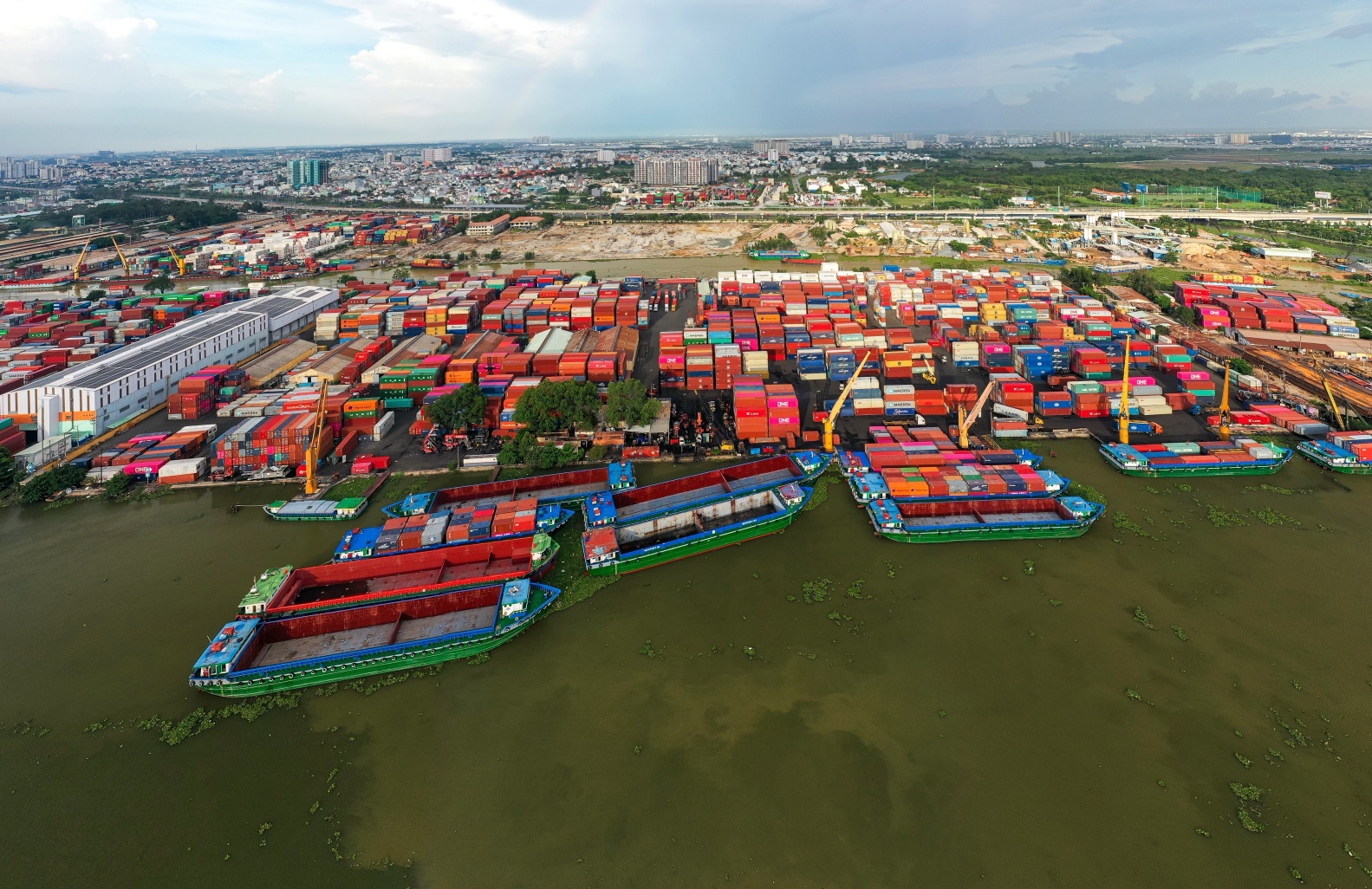 Hai kich ban tang truong kinh te Viet Nam nam 2021 hinh anh